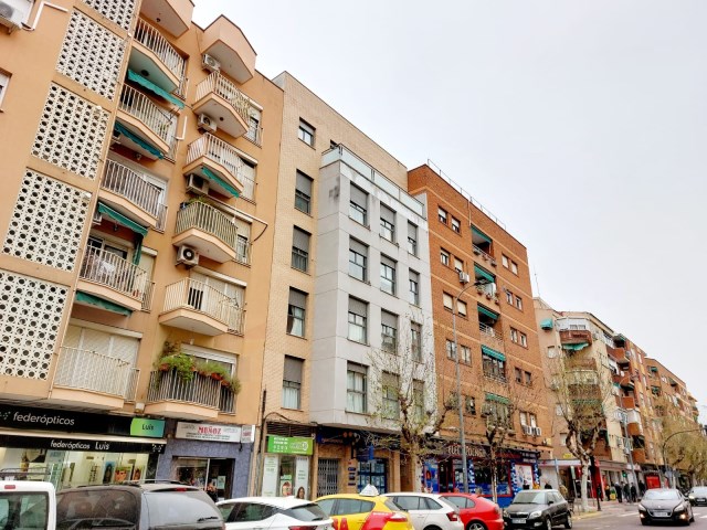 Apartamento Av. Ricardo Carapeto, 29 - 10